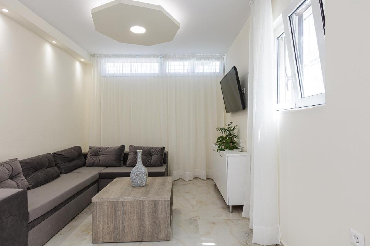 Family Friendly Basilicata Attali Villa Private Pool,Children Area Vlikhádha Extérieur photo